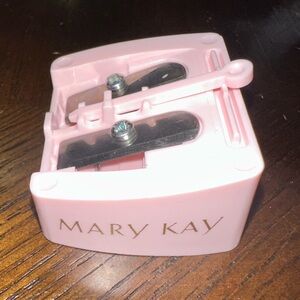 New Vintage Mary Kay Large & Skinny Double Pencil Sharpener Pink RARE HTF
